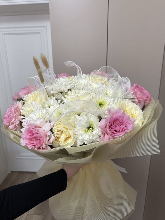 Свежие цветы в городе Шымкент