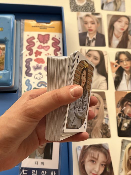 Dreamcatcher Editie Speciala [DREAMCATCHER MIND] - 100% COMPLET (Photocards, Playing Cards, Photobook)