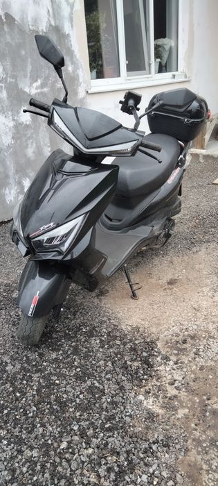 Продам скутер 150 куб.