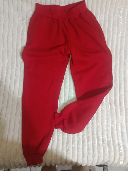 Спортивный мужской костюм