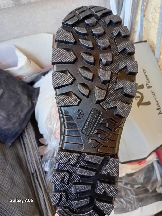 Продам обувь новый