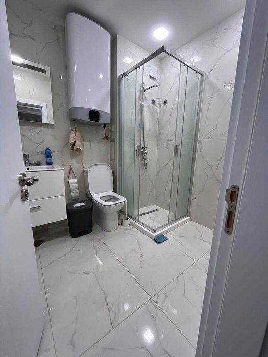 Дава се под наем Двустаен апартамент в Варна, Център - 55 кв.м за 700 € - Снимка #6