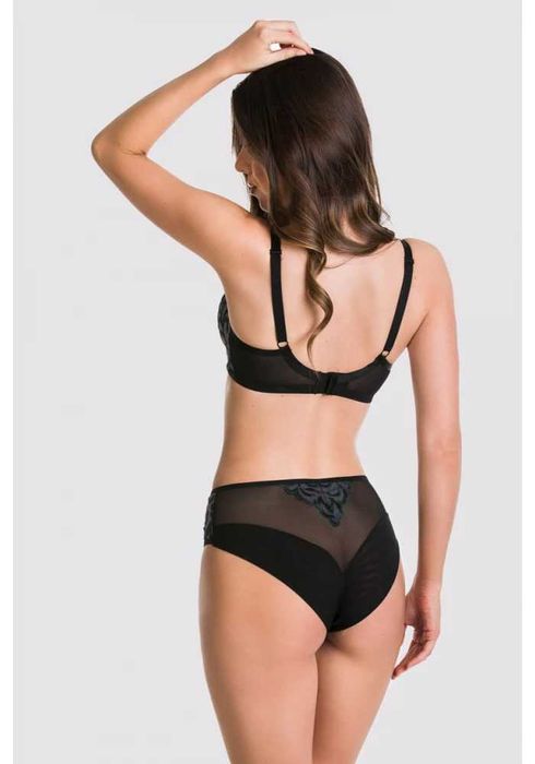 Сутиен с меки чашки в черен цвят ROMA 19178 MEDIOLANO