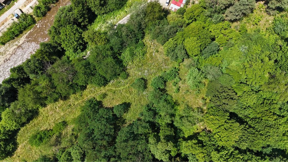 Teren intravilan Brezoi