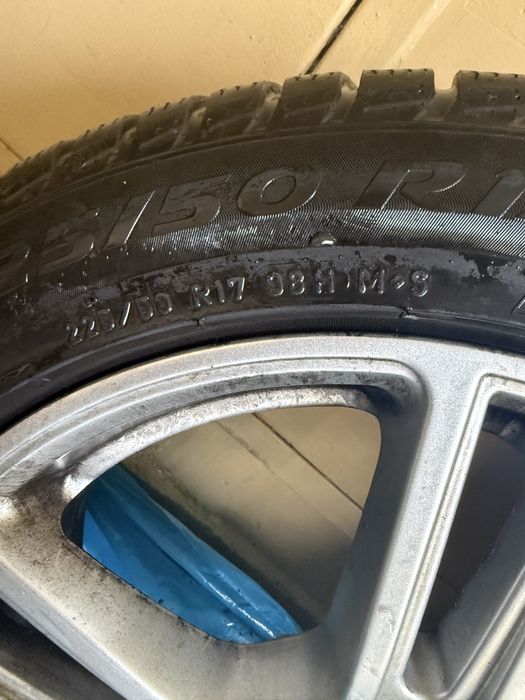 Джанти и Зимни гуми Pirelli - 225/50/17