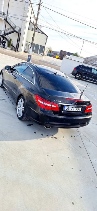 Mercedes E250 coupe