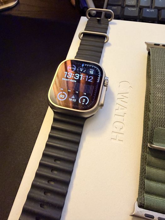 Apple Watch gen 1 impecabil cu extra curele