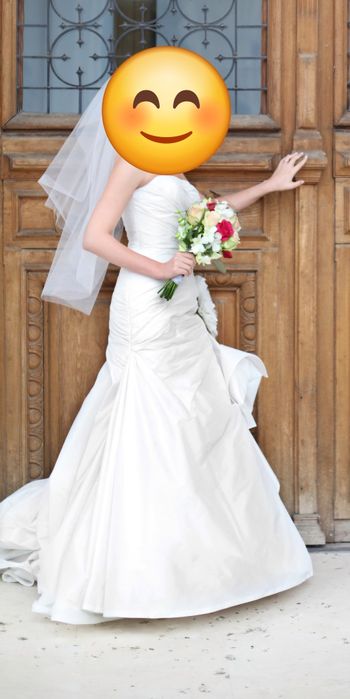 Vând rochie superba de mireasa, colectie mai veche 1700 ron negociabil