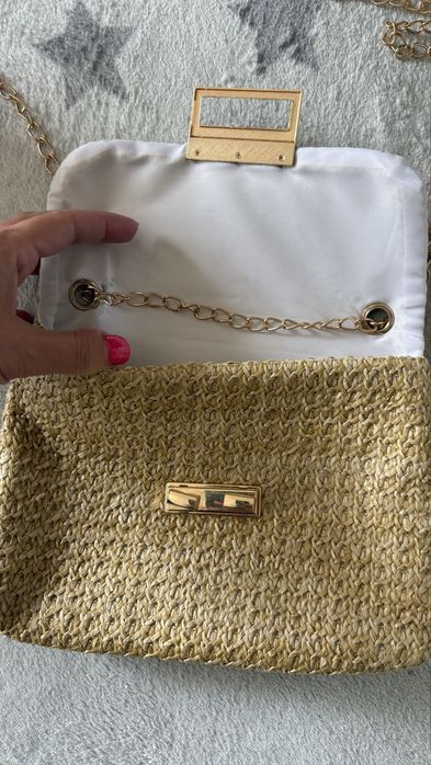 Сламена дамска чанта нова