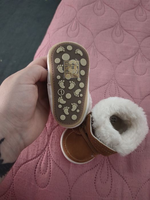 Отдам зимние ботиночки