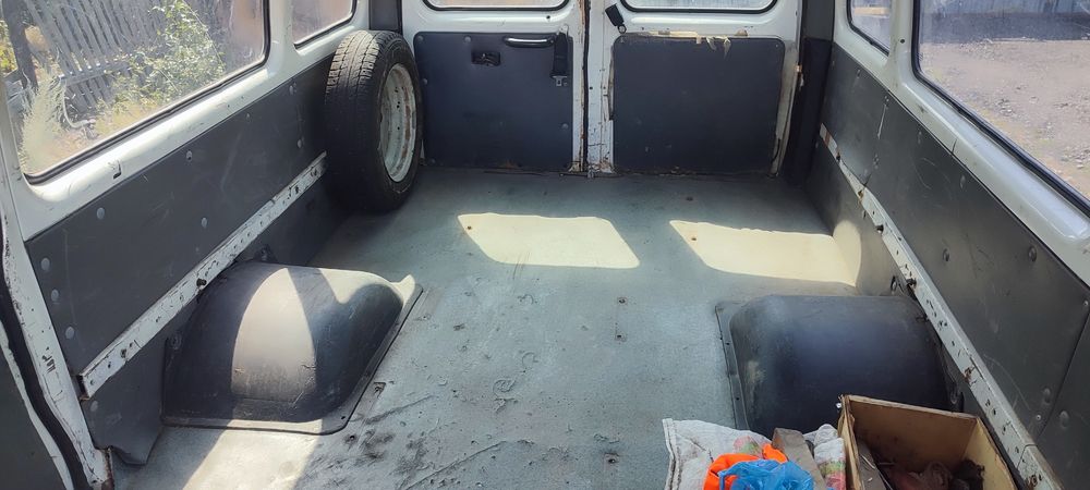 Продам газель пассажирский