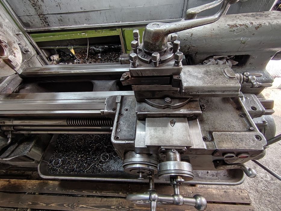 Токарный станок. 4 та бор