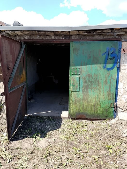 Продам гараж в Сортировке без документов