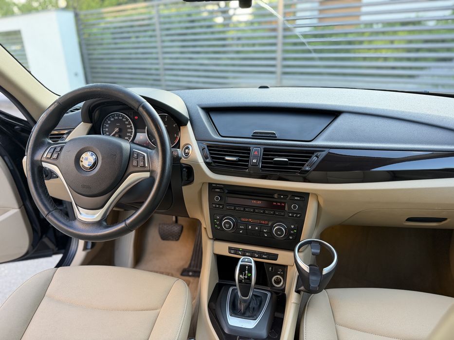 BMW X1 2013 Facelift x-Drive x-Line 143 CP UNIC PROP