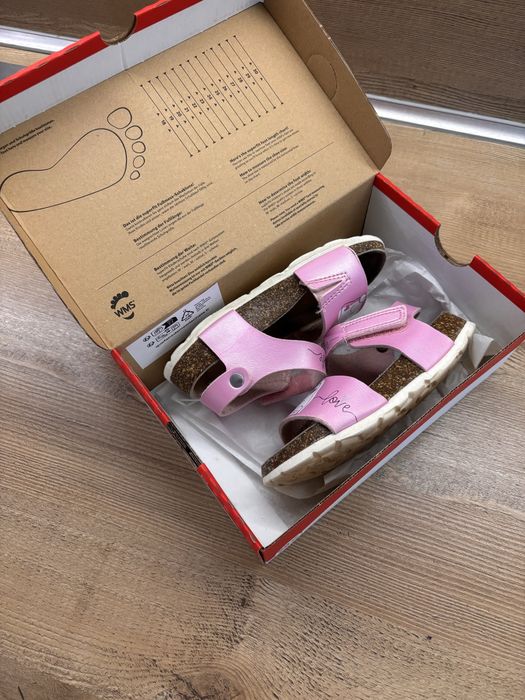 Superfit сандали номер 27