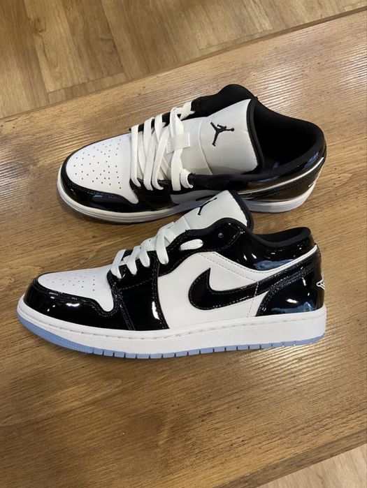 Jordan 1 low Concord Se