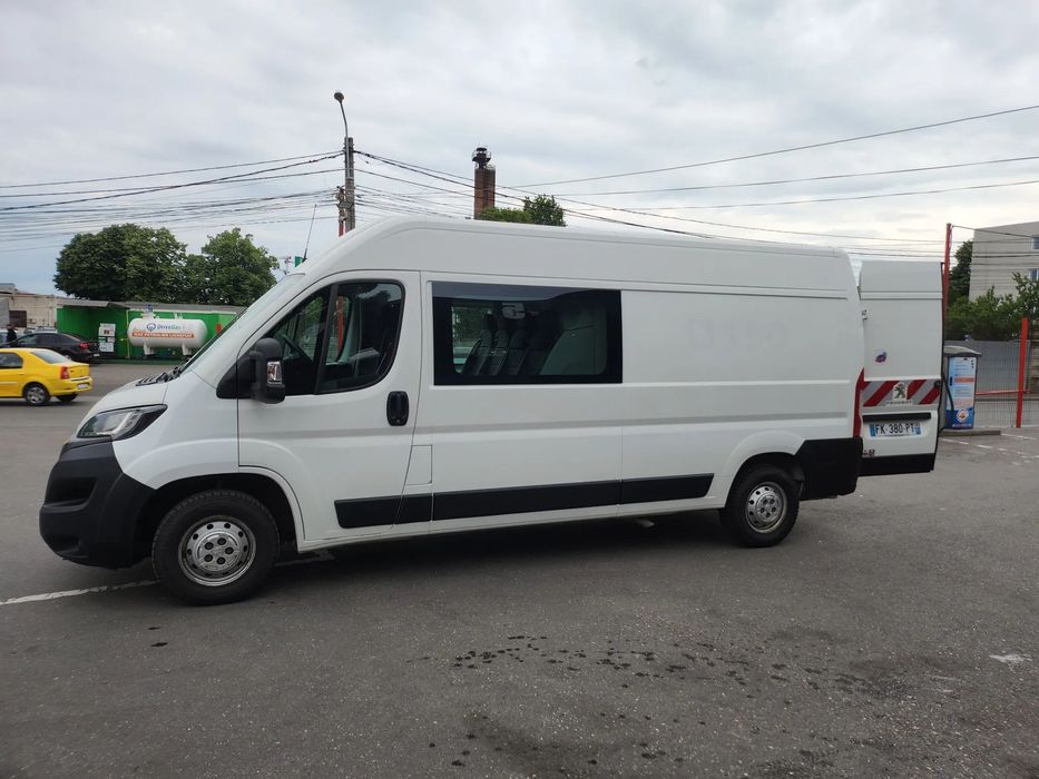Peugeot BOXER 7 LOCURI L3H3 Boxer 7 Locuri din fabrica , L3H3 , clima , gps