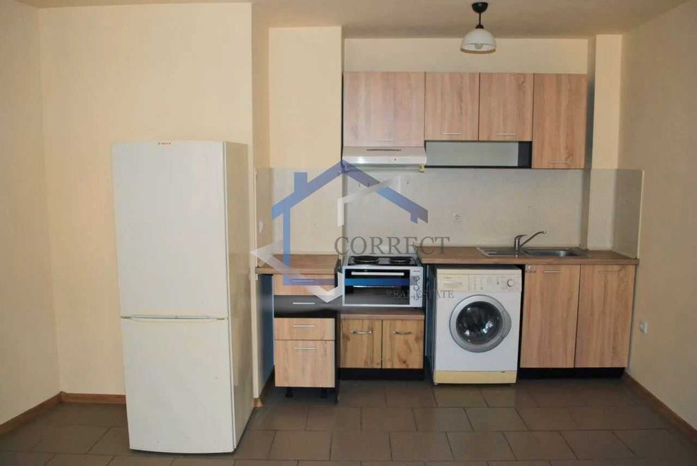 Дава се под наем Двустаен апартамент в Варна, Колхозен пазар - 60 кв.м за 306 € - Снимка #2