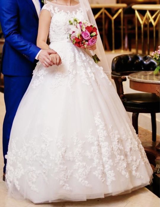 Продам свадебное платье