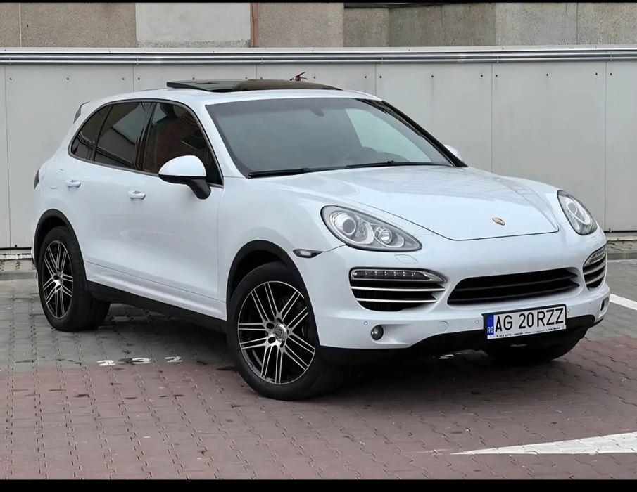 PORSCHE Cayenne 2014