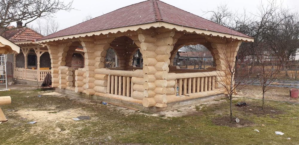 Foișoare din lemn rotund Bușteni