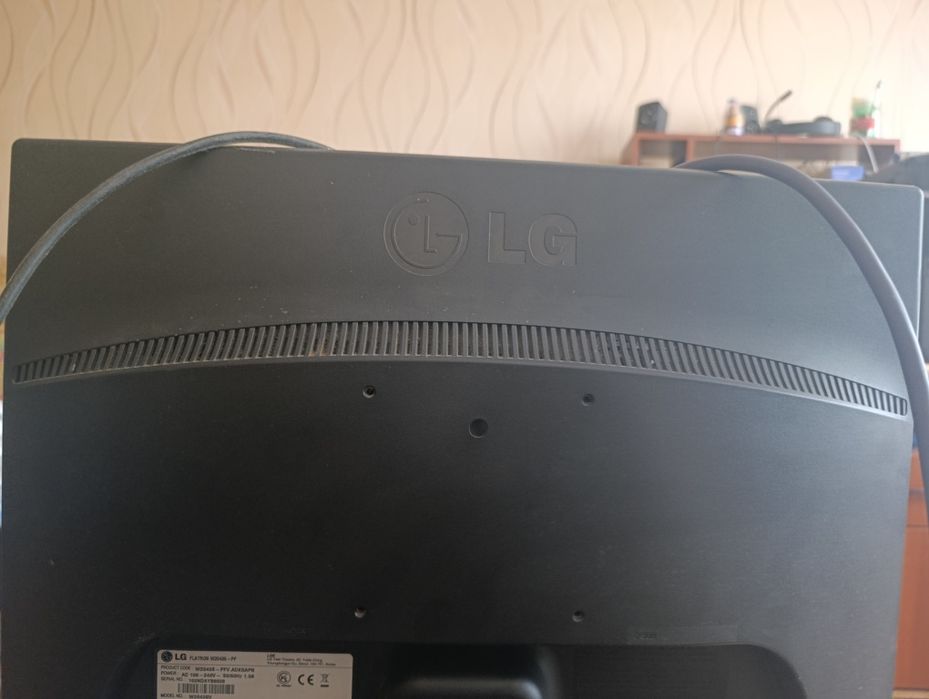 Монитор lglglglglg