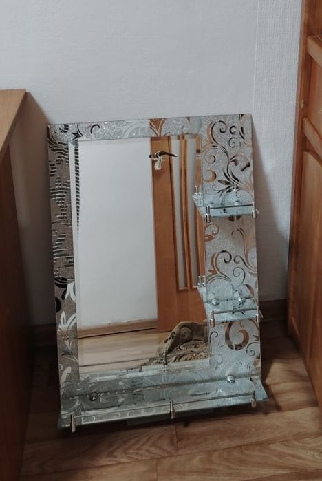 Продам зеркало для ванны