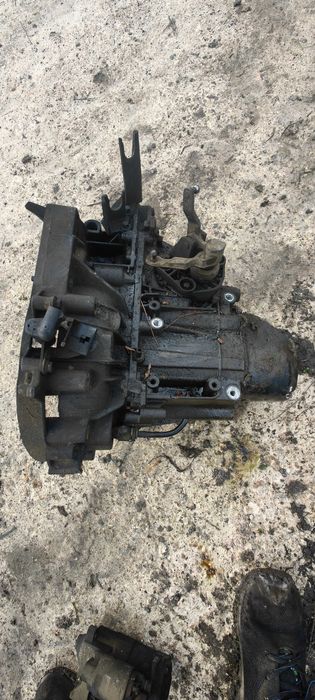 Ръчна Скоростна Кутия/Nissan Micra 1.5cdi  /5 Степенна