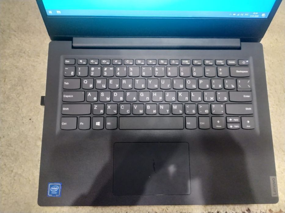 Ноутбук lenovo v14 igl