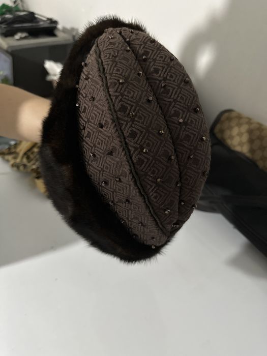 Норковая шапка