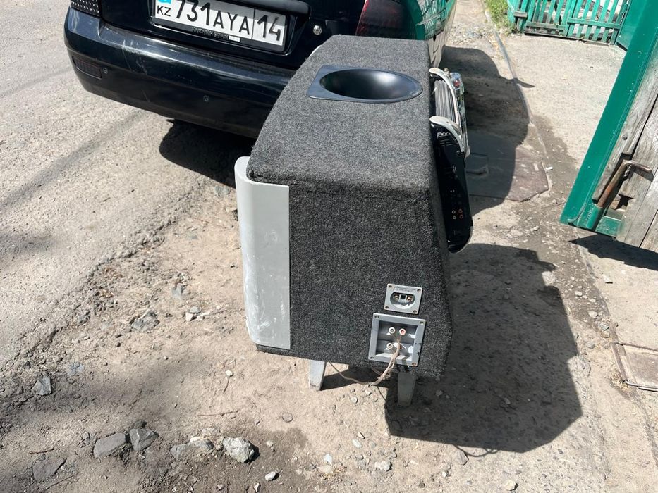 Продам сабвуфер.В хорошем состоянии.