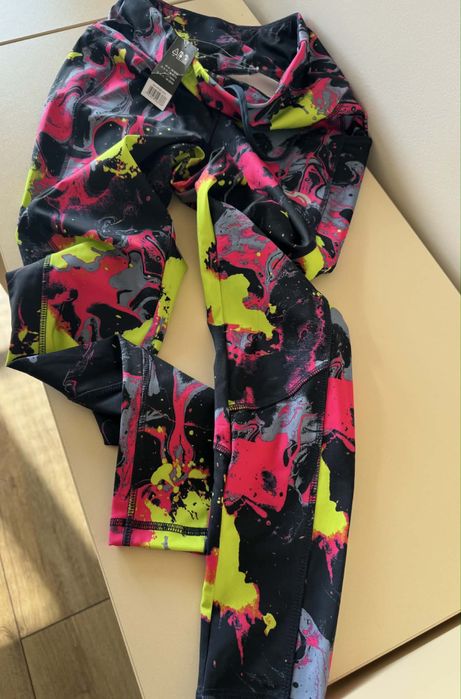 Еластичен клин. М размер. Ново. 10€