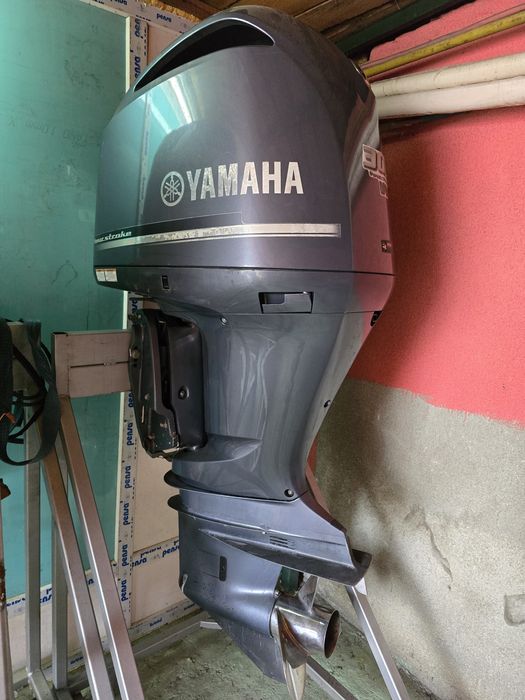 Motor barca Yamaha 300 CP Suzuki 300 CP