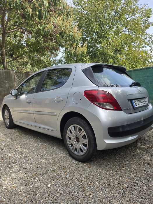 Vând PEUGEOT 207 HDI Stare foarte buna. Vopsea originală
