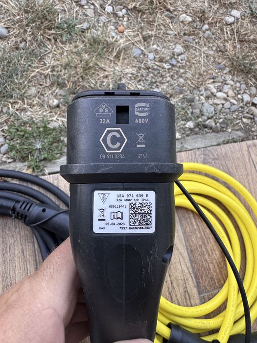 Cbluri incarcare auto