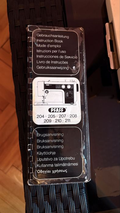 masina de cusut PFAFF 207