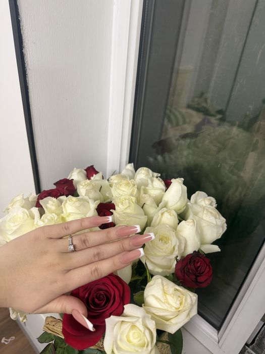 Цветы Алматы розы