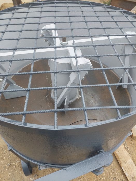 Malaxor beton pentru pavele și bolțari