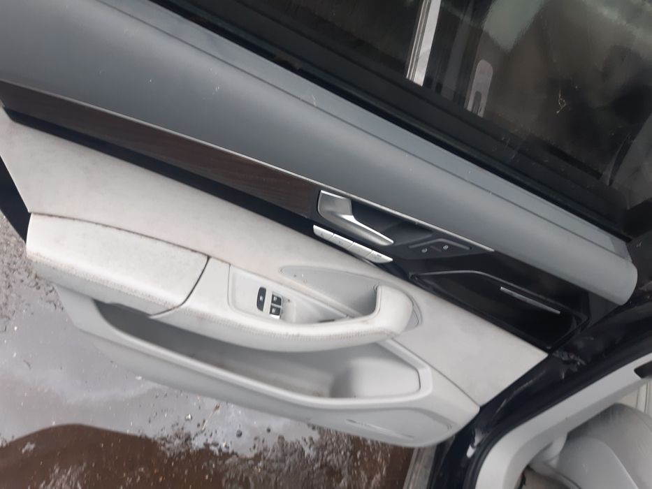 Ауди А8 4.2TDI s-line  на части !