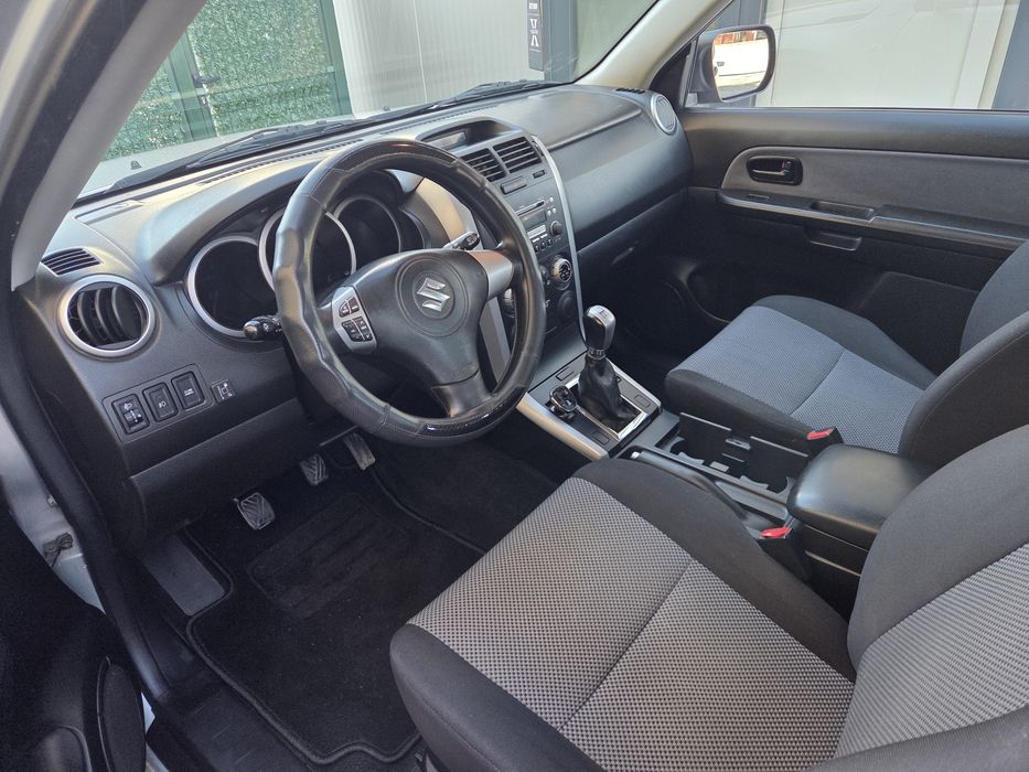 Suzuki Grand Vitara 1.6 Бензин/Газ