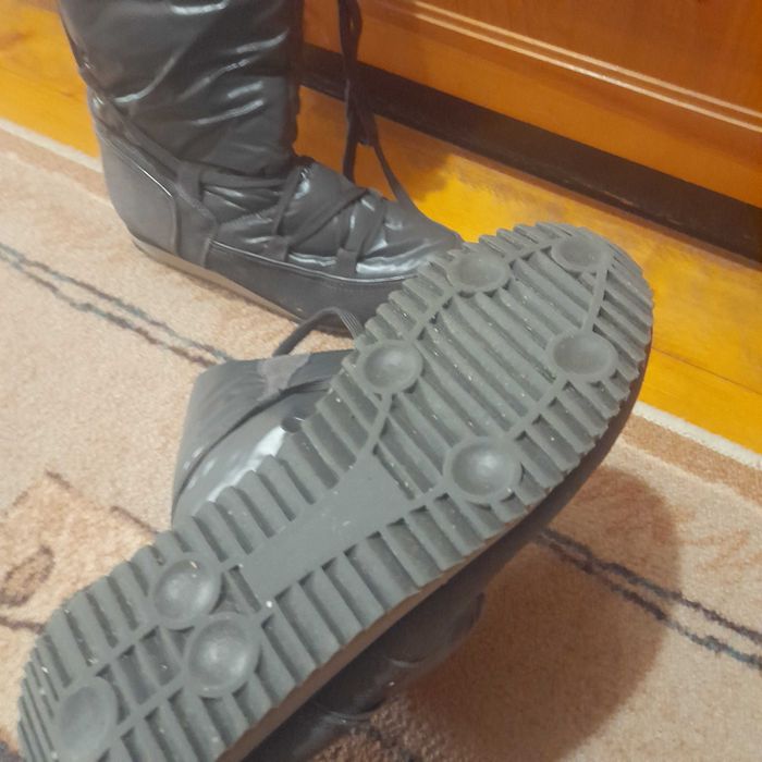 Апрески дамски сиви