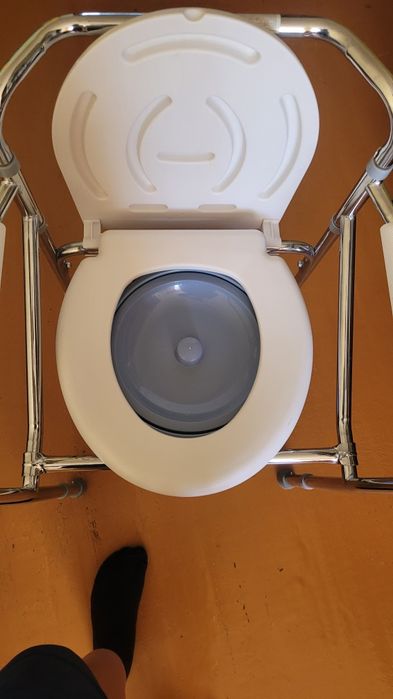 Санитарное кресло-туалет