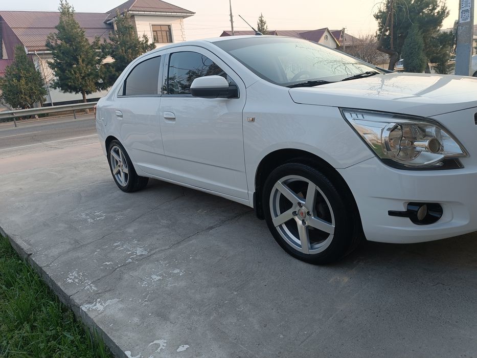 Vossen Diska Balon 215 50 R17 Holati Yaxshi