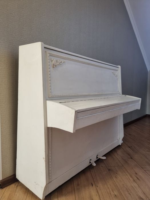 Фортепиано рабочие