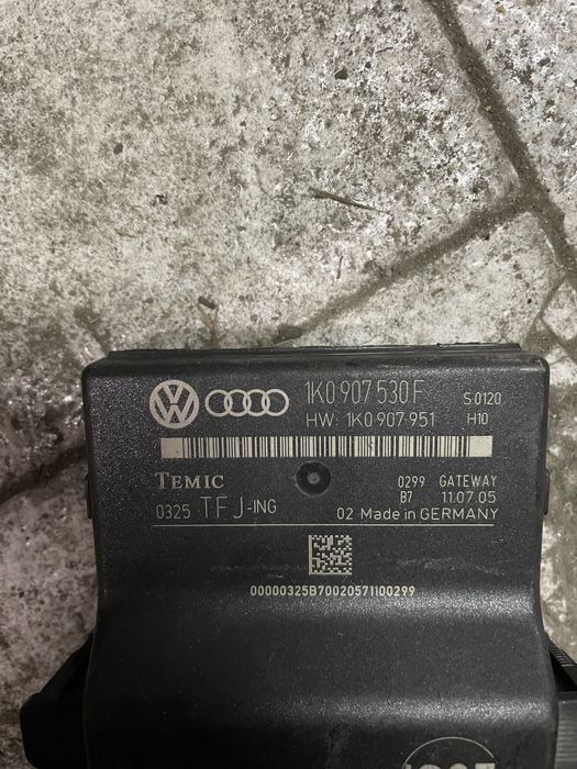 Фолксваген туаран на части