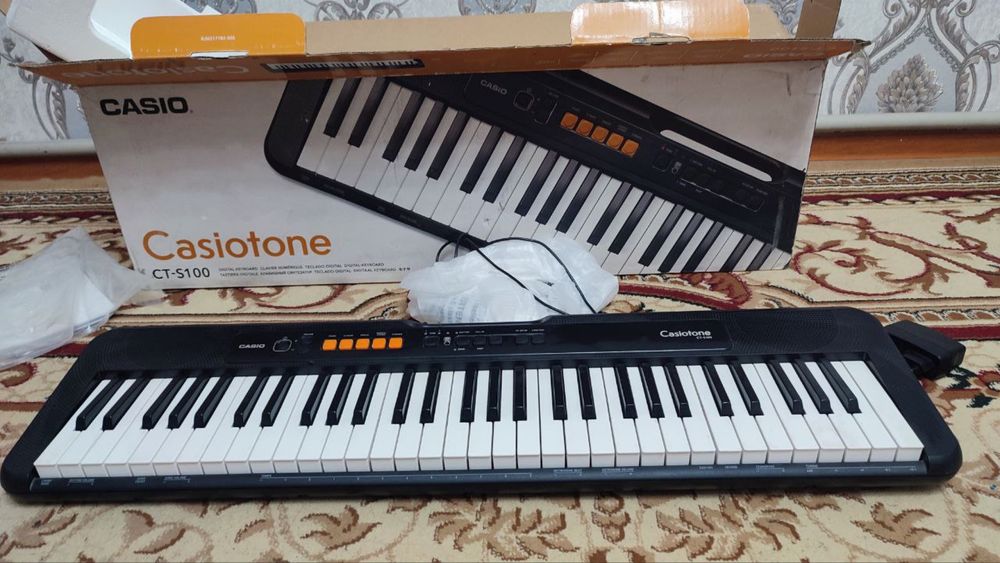 Синтезатор CASIO