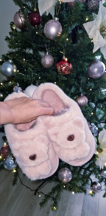 Нови Меки и топли дамски бежеви пантофи чехли