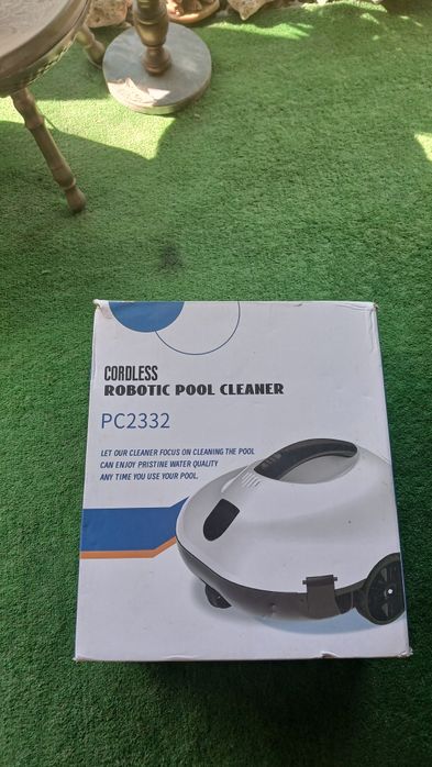 Aspirator piscină