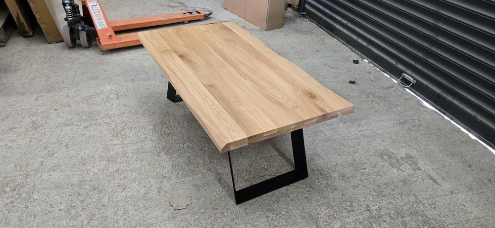 Дървен плот за холна маса