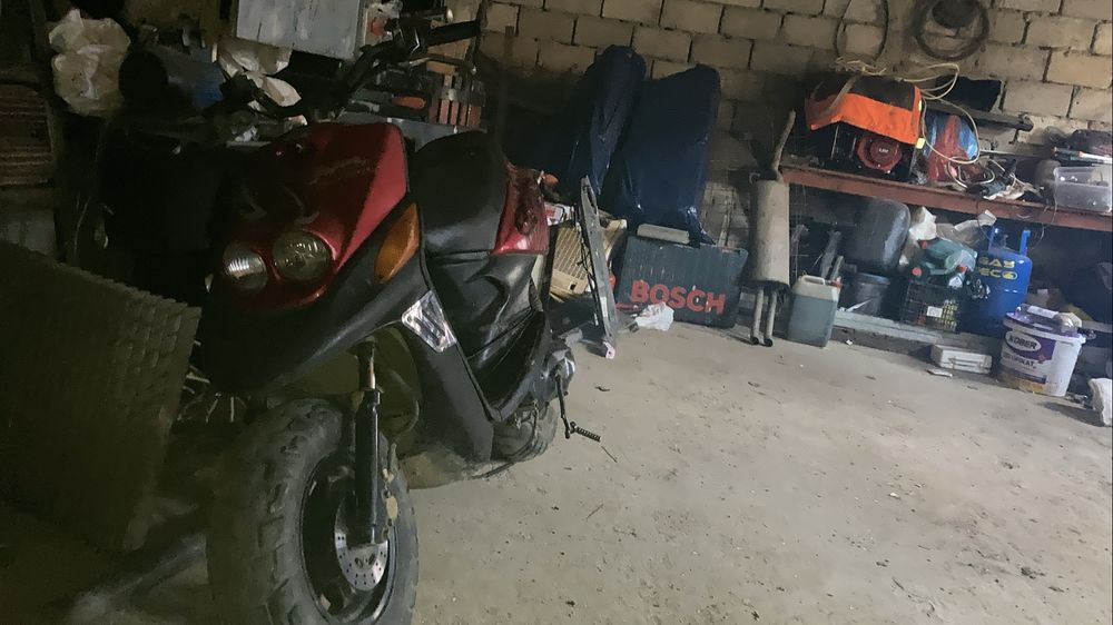 vand sau schimb scuter yamaha mbk